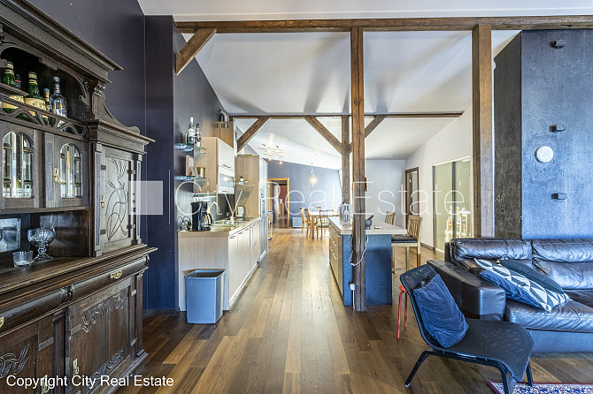 Фасадный дом, реновированный дом, закрытый двор, апартаменты люкс, мансарда, Рига - изображение 7