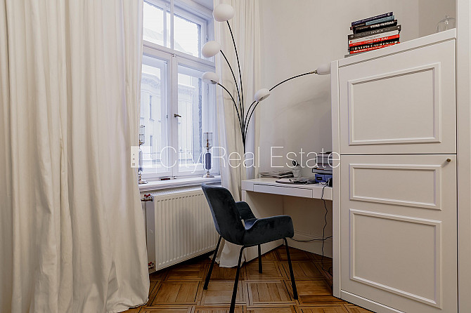 Fasādes māja, renovēta māja, slēgts pagalms, apsargāta autostāvvieta, ieeja no ielas, Rīga - foto 5