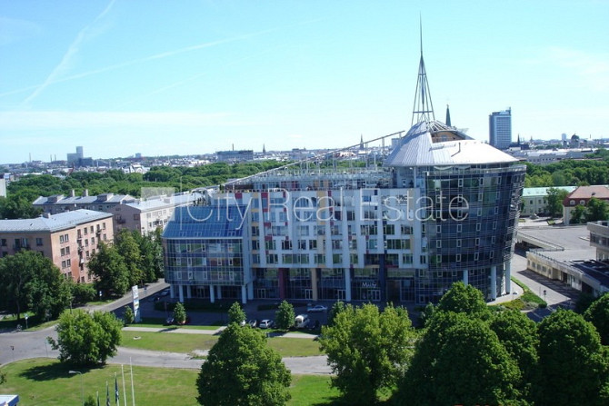 Projekts - Centra Nams, labiekārtots apzaļumots pagalms, slēgts pagalms, vieta automašīnai, Rīga - foto 12