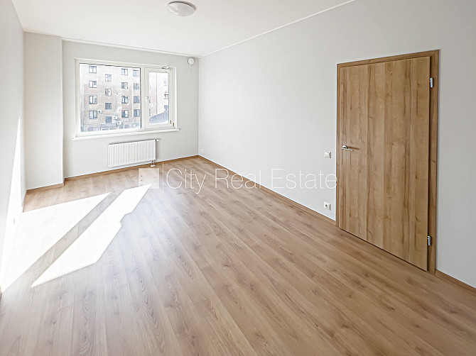 Jaunceltne, labiekārtots apzaļumots pagalms, iespēja nomāt autostāvvietu, pazemes Rīga - foto 5