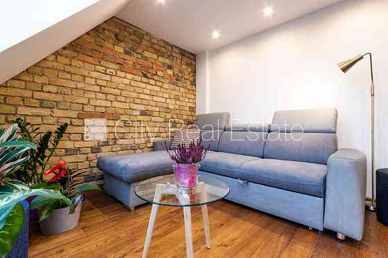 Реновированный дом, апартаменты люкс, мансарда, лифт, количество спален 2 шт., Rīga