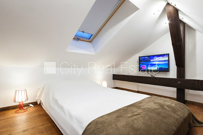 Renovēta māja, luksuss apartamenti , mansards, ir lifts, guļamistabu skaits 2 gab., viesistaba, Rīga - foto 12