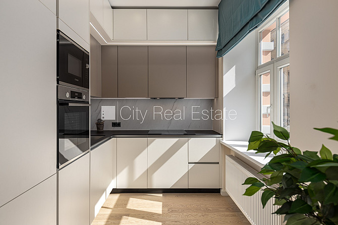 Renovēta māja, slēgts pagalms, vieta automašīnai, kāpņu telpa pēc kapitālā remonta, Rīga - foto 8