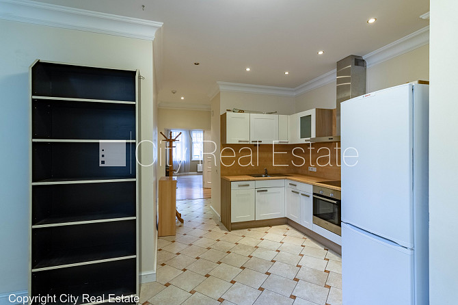 Fasādes māja, renovēta māja, slēgts pagalms, vieta automašīnai, ieeja no ielas un pagalma, Rīga - foto 18