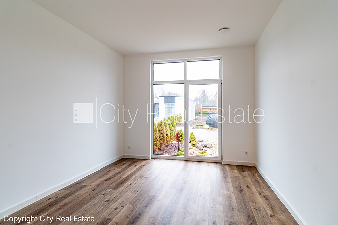 Рядный дом, энергоэффективный дом, благоустроенная озеленённая территория, Рига - изображение 13