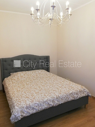 Projekts - Panorama Plaza, labiekārtots apzaļumots pagalms, pagalmā bērnu spēļu laukums, ir Rīga - foto 5