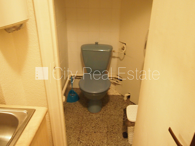 Дом во дворе, реновированный дом, закрытый двор, возможность аренды парковки, Рига - изображение 7