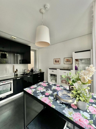 Сдаётся 4-комнатная квартира (108 м) на тихой и зелёной улице  ул. Хуго Целминя Рига - изображение 9