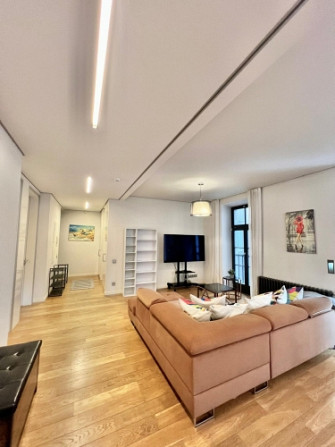 Сдаётся 4-комнатная квартира (108 м) на тихой и зелёной улице  ул. Хуго Целминя Рига - изображение 2