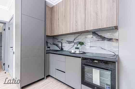 Pārdod plašu un skaistu mansarda veida dzīvokli renovētā mājā Āgenskalnā.
Dzīvoklis ir pilnībā gatav Rīga