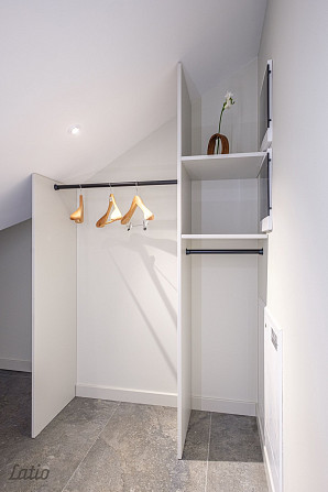 Pārdod plašu un skaistu mansarda veida dzīvokli renovētā mājā Āgenskalnā.
Dzīvoklis ir pilnībā gatav Рига - изображение 5