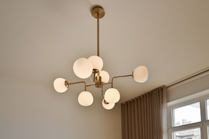 Izīrē gaišu un plašu 3 istabu dzīvokli!  Dzīvoklis atrodas Klusajā centrā, vienā no jaunākajiem proj Рига - изображение 3