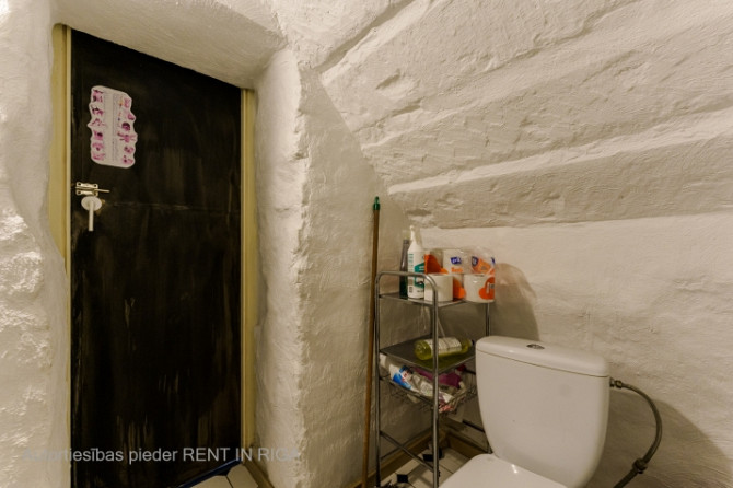 Gaišas telpas pie Miera ielas ar skaistu dārzu pagalmā.  Divas atsevišķas telpas 33 kvm un Rīga - foto 7