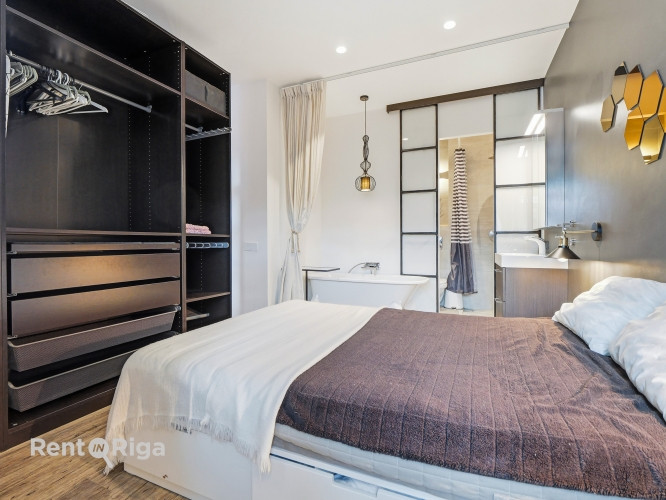 Pārdod lielisku investīciju objektu Rīgas centrā!  Ēkai ir veikta fasādes renovācija, kā Rīga - foto 7