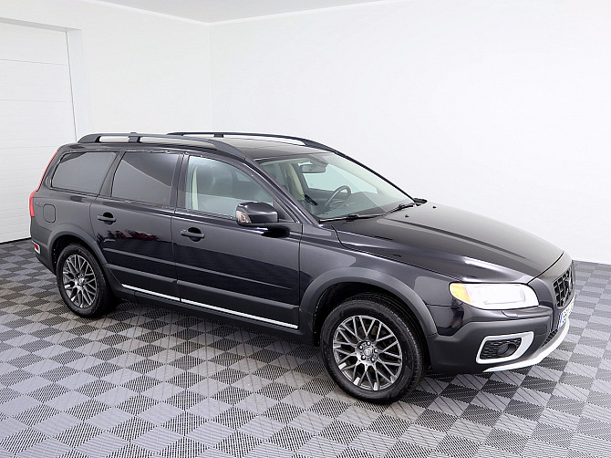 Volvo XC70 Summum ATM 2.4 D5 136kW Tallina - foto 1