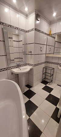 Īpašnieks pārdod gaišu, plašu un mājīgu 2‑istabu dzīvokli 104.sērijas mājā, 59, 6m2. Vidus... Rīga - foto 10