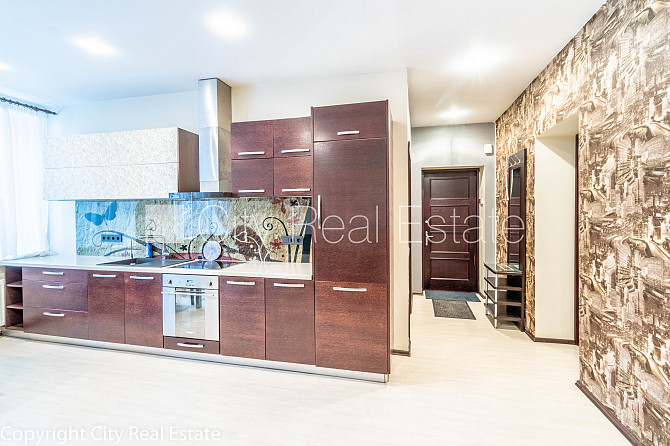 Zeme īpašumā, jaunceltne, keramzīta bloku sienas, labiekārtots apzaļumots pagalms, slēgts Jūrmala - foto 17