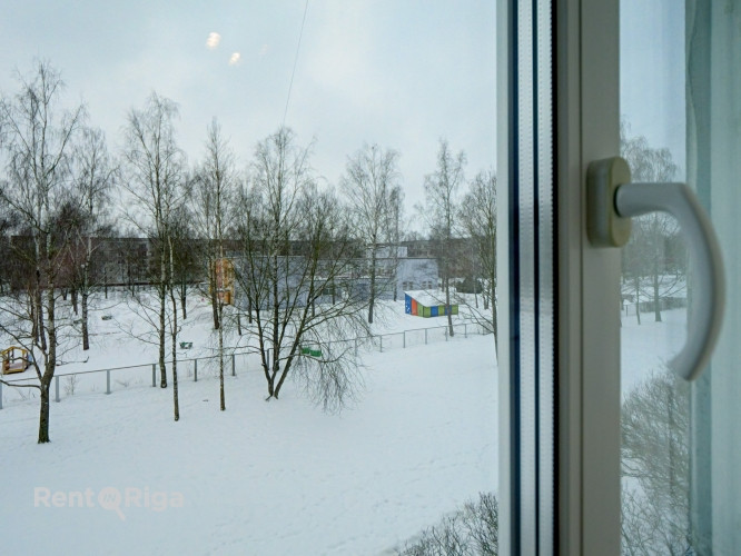 Pārdod omulīgu un saulainu 2 istabu dzīvokli Purvciemā.  Silts un mājīgs mājoklis ar Rīga - foto 6