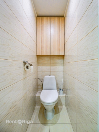 Pārdod omulīgu un saulainu 2 istabu dzīvokli Purvciemā.  Silts un mājīgs mājoklis ar Rīga - foto 9