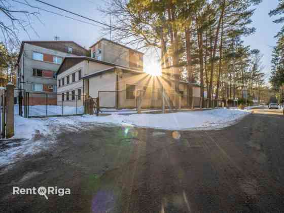 Качественное и капитальное здание, идеально подходящее для создания дома Юрмала