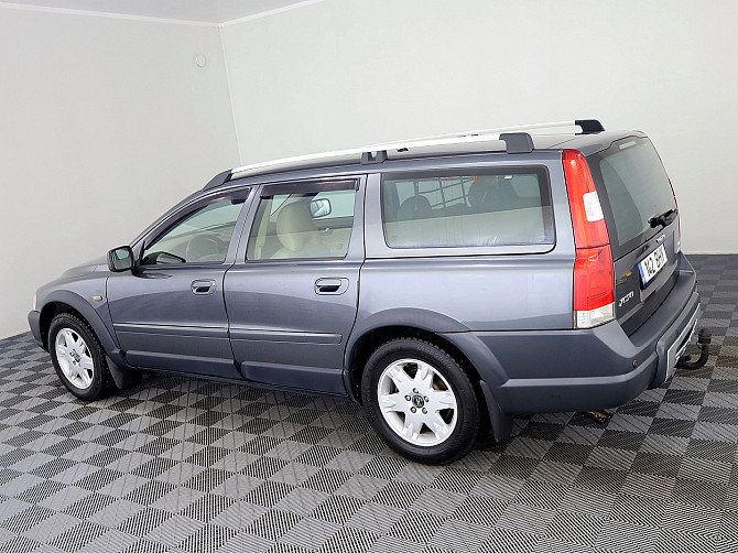 Volvo XC70 Summum Facelift ATM 2.4 D5 136kW Tallina - foto 3