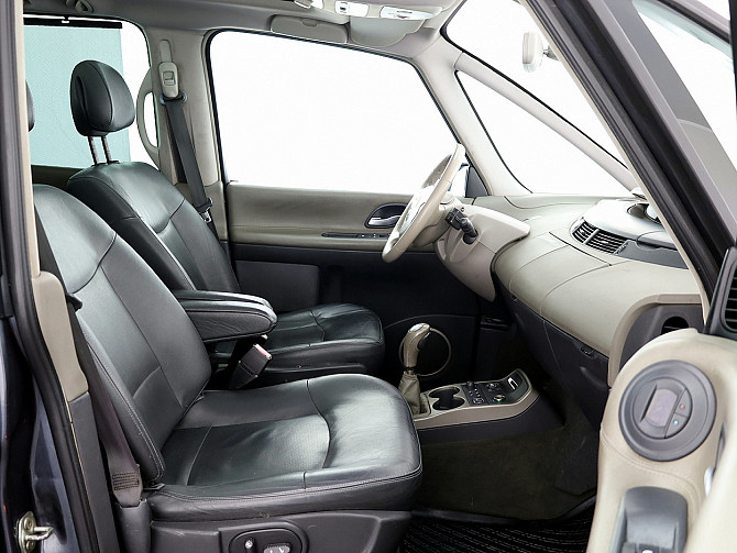 Renault Espace Luxury ATM 3.0 dCi 150kW Tallina - foto 6