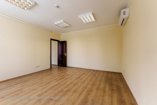 Сдаются офисные помещения в Саркандаугаве  2 этаж  Предлагаются офисные Рига - изображение 5