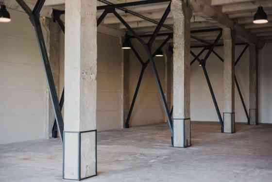 High-quality production premises on the 2nd floor with a freight elevator.  A newly renovated large  Rīga