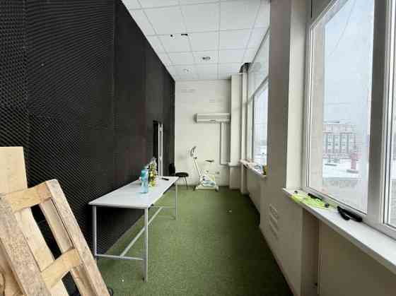 Сдаются офисные помещения в Югле  4 этаж.  Предлагаются офисные помещения на 4 Рига