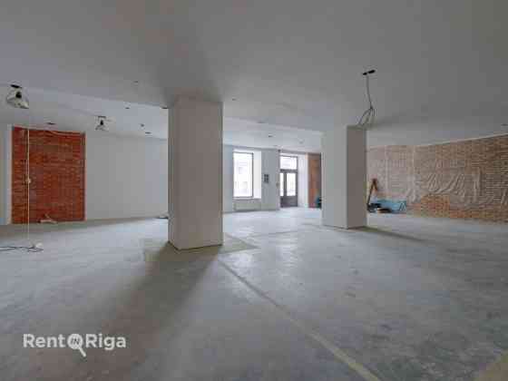 Новые, просторные и современные помещения в Тихом центре.  Предлагаем в аренду Рига