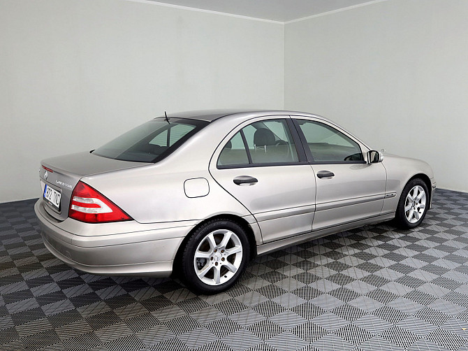 Mercedes-Benz C 180 Classic Facelift ATM 1.8 105kW Tallina - foto 3