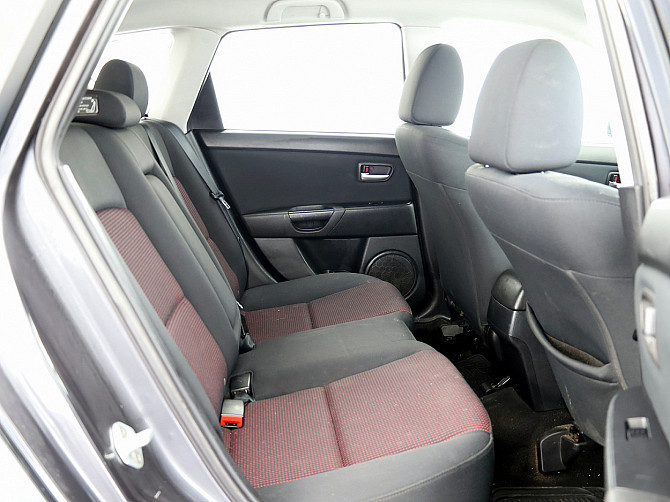 Mazda 3 Elegance Facelift 1.6 77kW Tallina - foto 7