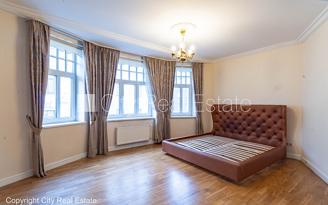 Fasādes māja, renovēta māja, slēgts pagalms, ieeja no ielas un pagalma, ir lifts, kāpņu Rīga - foto 18