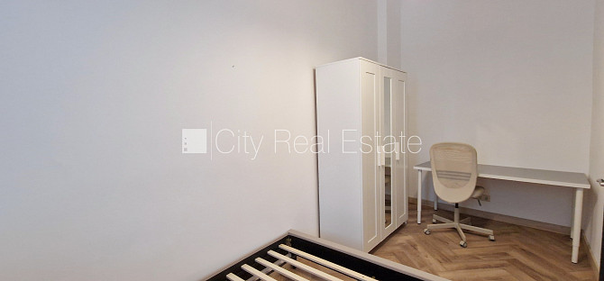 Fasādes māja, renovēta māja, viena kvadrātmetra apsaimniekošanas maksa mēnesī  0,65 EUR, Rīga - foto 5