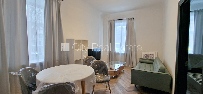 Fasādes māja, renovēta māja, viena kvadrātmetra apsaimniekošanas maksa mēnesī  0,65 EUR, Rīga - foto 1