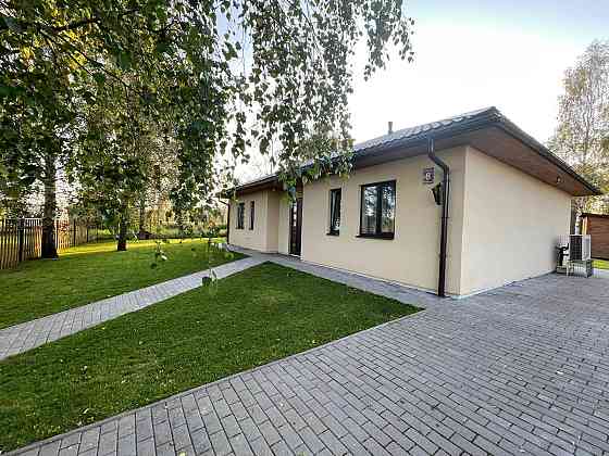 Pārdošanā energoefektīva eko tipa sev būvēta jaunbūve mierīgā un zaļā Inčukalna rajonā. Māja ir... Inčukalns