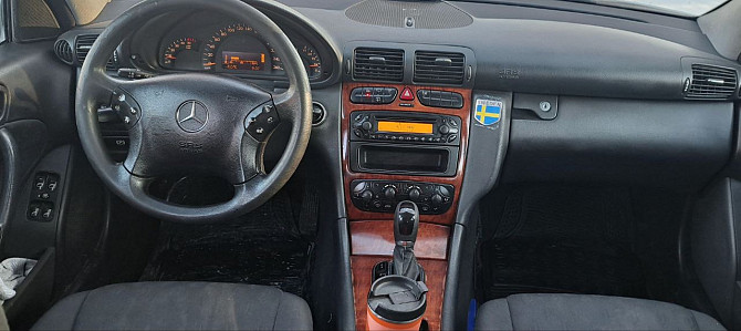 1/11 Mercedes-Benz C-класс, универсал, 2.2 дизель, автомат. Свежий техосмотр. Новые тормоза... Рига - изображение 6