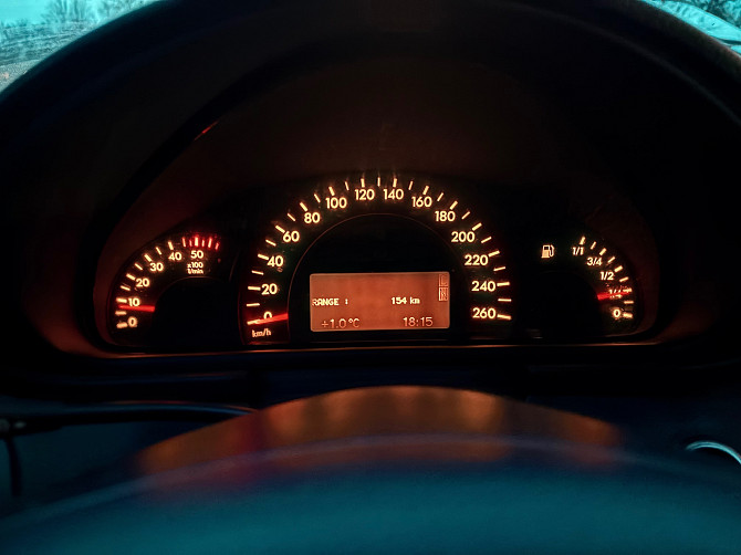 1/11 Mercedes-Benz C-класс, универсал, 2.2 дизель, автомат. Свежий техосмотр. Новые тормоза... Рига - изображение 8