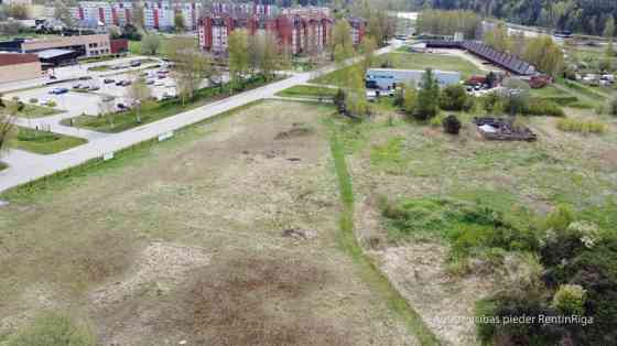 Земельный участок в зоне промышленной застройки, в центре Пиньки.  + Рижский район