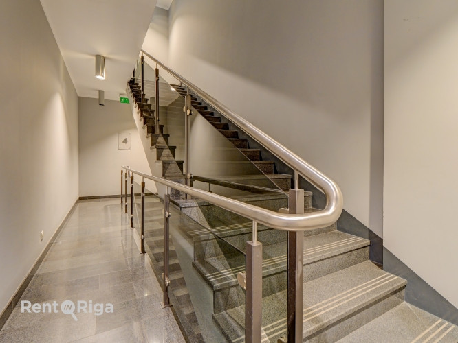 Офис класса B с панорамным видом на Даугаву  улица Муксалас.  Сдаются современные Рига - изображение 8