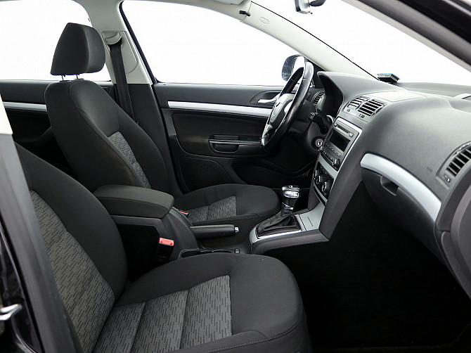 Skoda Octavia Comfortline Facelift ATM 1.2 77kW Таллин - изображение 6