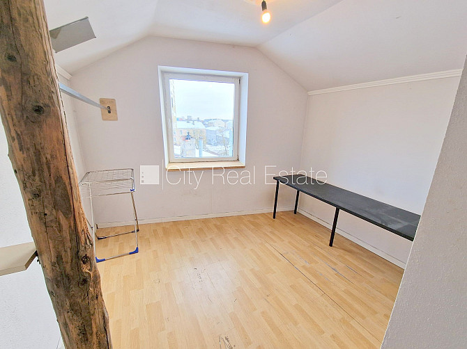 Фасадный дом, закрытый двор, вход с улицы, мансарда, лестничная клетка после Рига - изображение 19