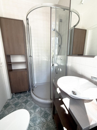 Izīrē mājīgu studio tipa dzīvokli Rīgas klusajā centrā, Antonijas un Dzirnavu ielas krustojums.  Pil Рига - изображение 7