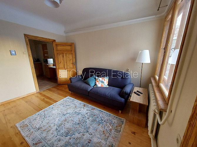 Дом во дворе, закрытый двор, место для машины, изолированные комнаты 3 шт., одна Юрмала - изображение 9