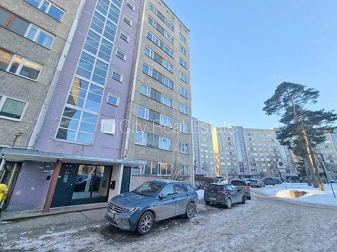 Zeme īpašumā, fasādes māja, ieeja no ielas, ir lifts, kāpņu telpa pēc kosmētiskā remonta, Rīgas rajons - foto 18