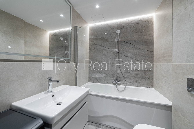 Jaunceltne, pagrabstāvā pieejama noliktava, iežogota teritorija, iespēja nomāt pazemes Rīga - foto 6