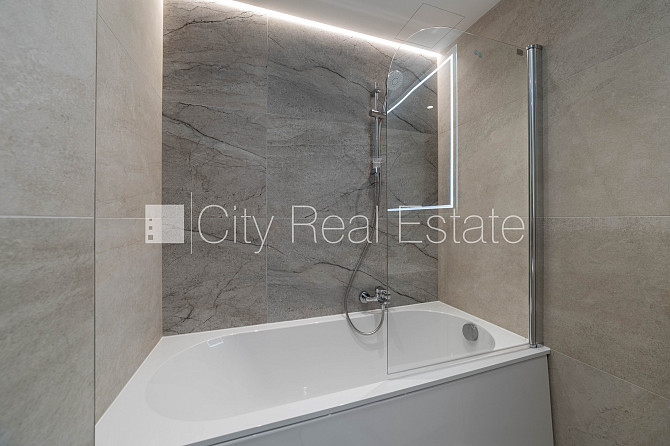 Jaunceltne, energo efektīva māja, iežogota teritorija, iespēja nomāt autostāvvietu, pazemes Rīga - foto 6