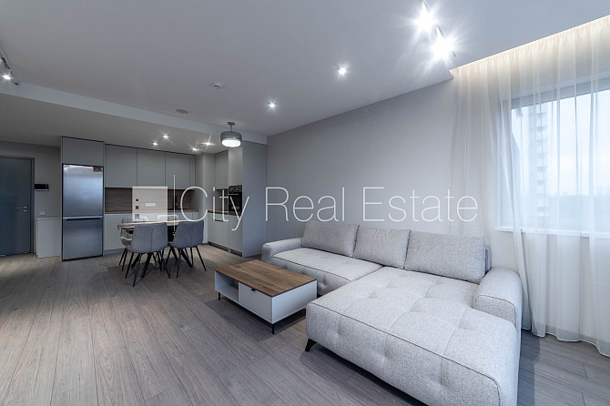 Jaunceltne, energo efektīva māja, iežogota teritorija, iespēja nomāt autostāvvietu, pazemes Rīga - foto 1