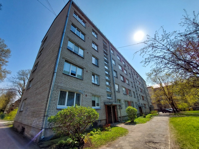 Pārdod 2 istabu dzīvokli Teikā  Palmu ielā 18  Piedāvājumā gaišs un funkcionāls 2 istabu Rīga - foto 7