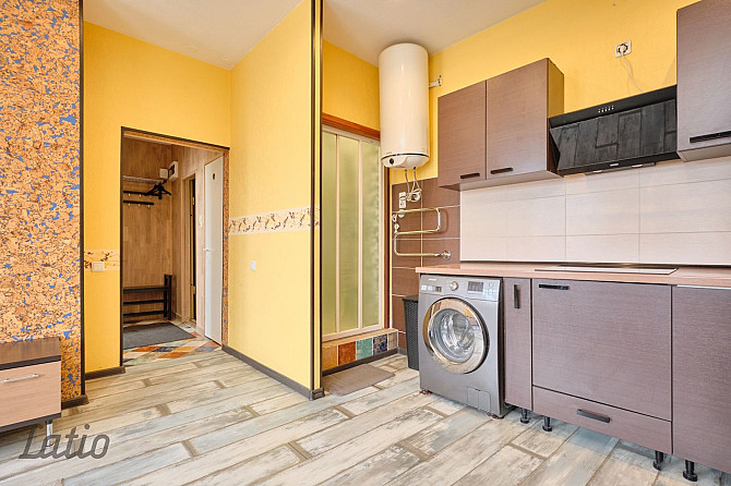 3-istabu dzīvoklis pirmskara mūra ēkā PētersalasAndrejsalas apkaimē
Pārdošanā Rīga - foto 4